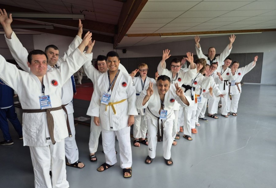 Une razzia de médailles  et de titres pour la section para-judo aux championnats de France